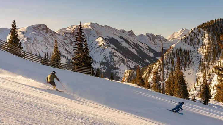 © https://www.aspensnowmass.com/