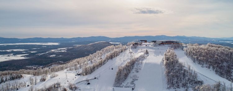 © Bromont, montagne d'expériences - https://www.bromontmontagne.com/